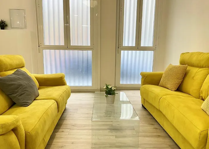 Flamenca Triana - Apartamento Wifi Con 2 Dormitorios 2 Sofas Camas 2 Banos